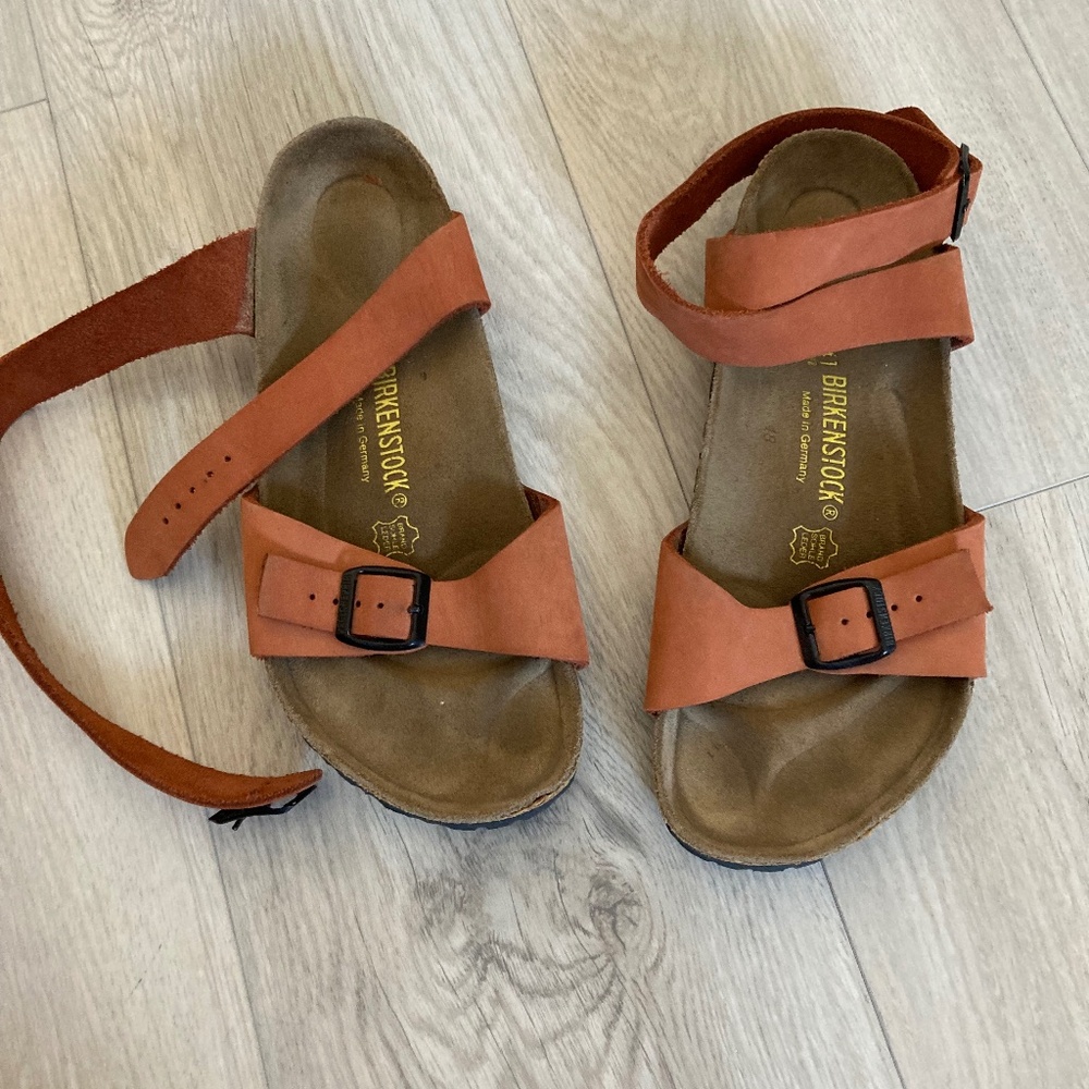 Birkenstock Leather Wrap Around Strap Sz 41